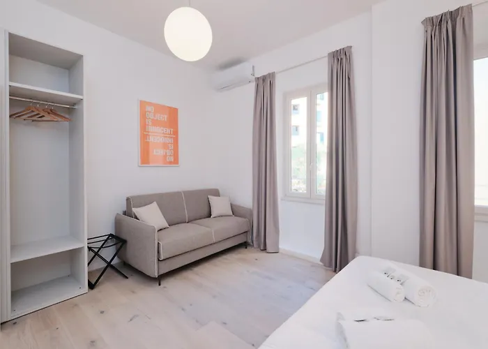 Rentalpro - 10 Minutes To Center Apartment Rom